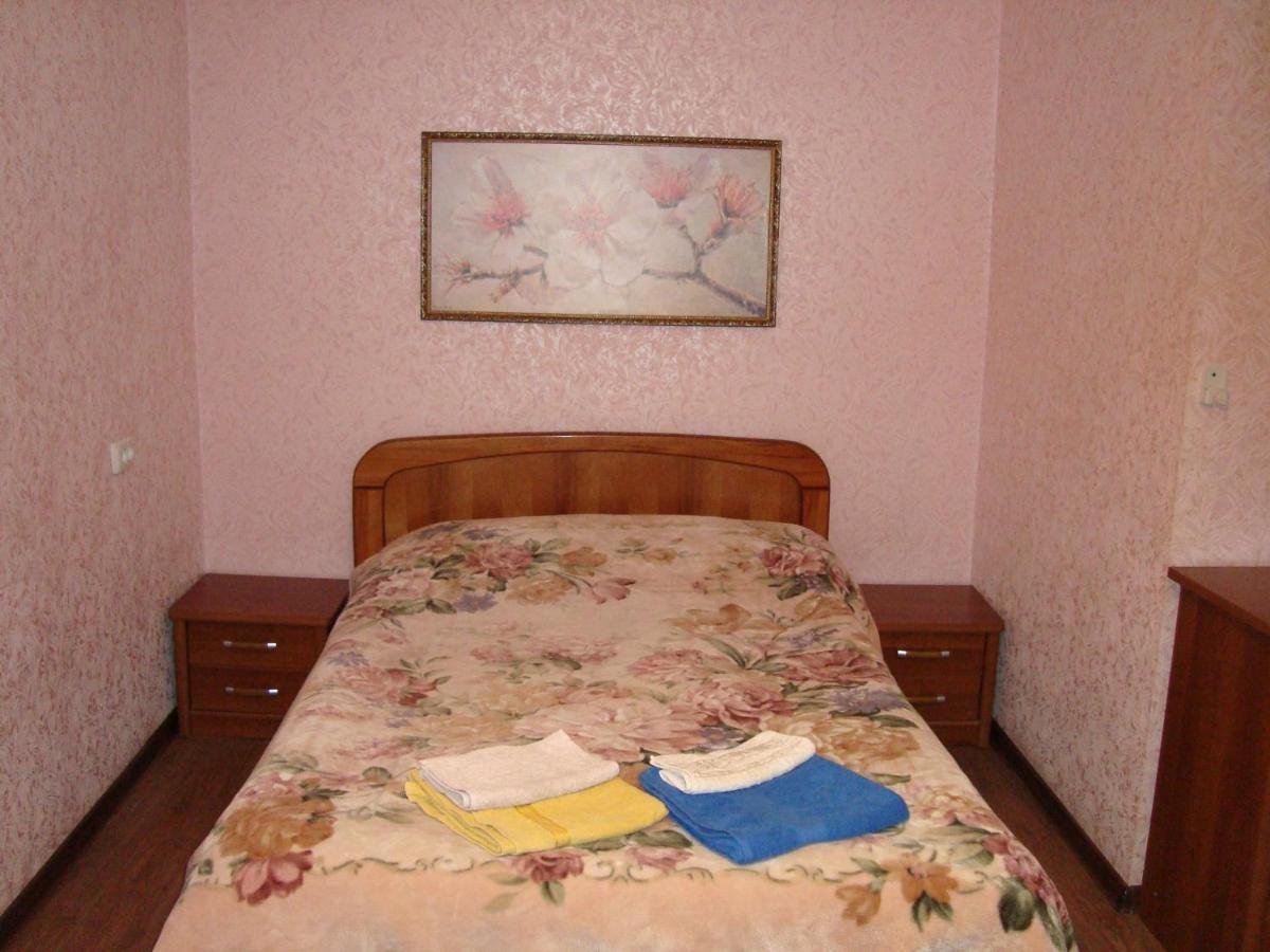 Apartment Center Near State Medical University, Cafe Efes Zaporizhia Exterior photo